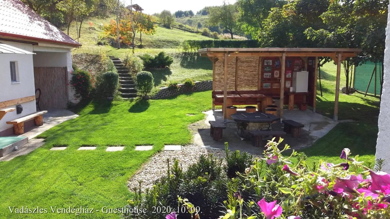 Vadászles Vendégház Bukkszentmarton Extérieur photo