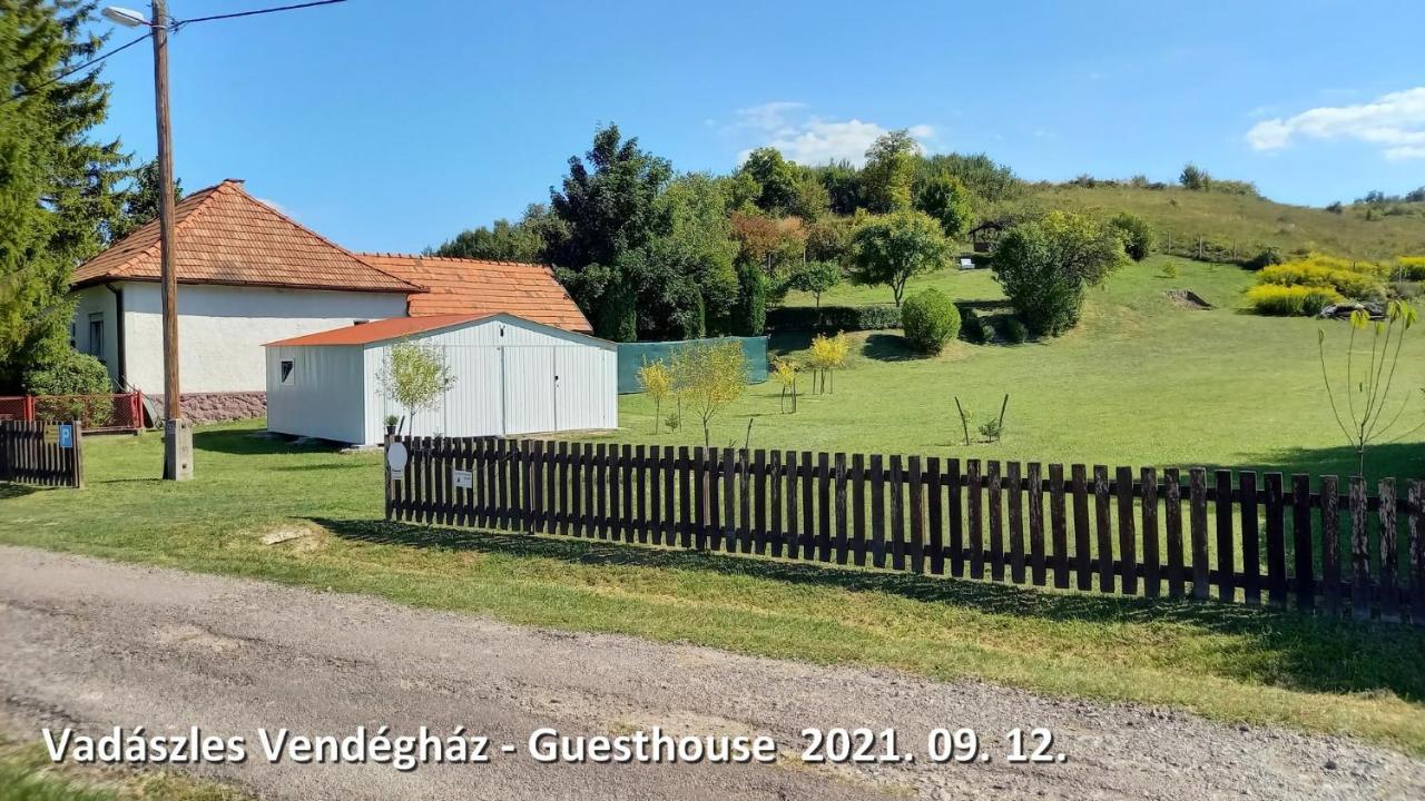 Vadászles Vendégház Bukkszentmarton Extérieur photo