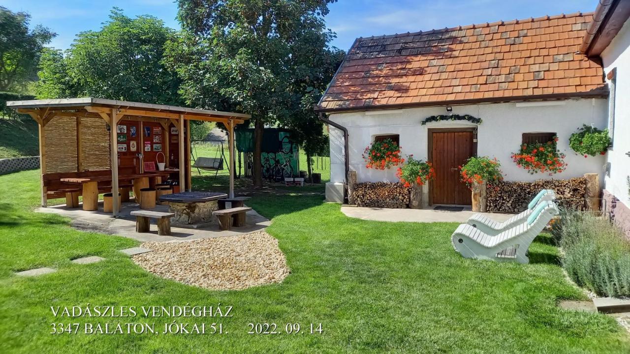 Vadászles Vendégház Bukkszentmarton Extérieur photo