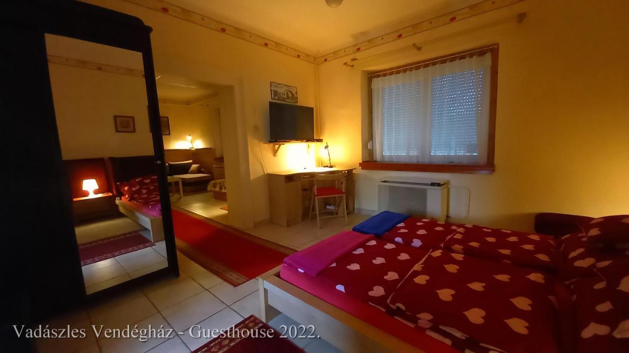 Vadászles Vendégház Bukkszentmarton Extérieur photo