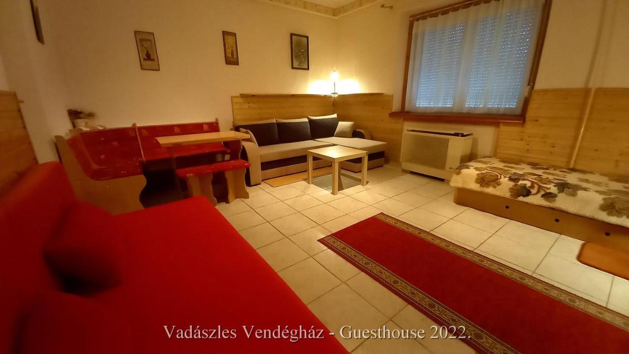 Vadászles Vendégház Bukkszentmarton Extérieur photo